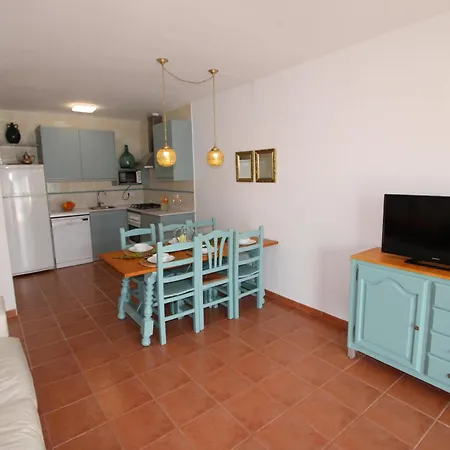 Holiday home Casa Cerca De La Playa, Climatizacion Opcional, Wifi Gratis - Es-184-2